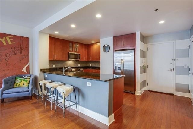 Foto del edificio - 1125 Maxwell Ln