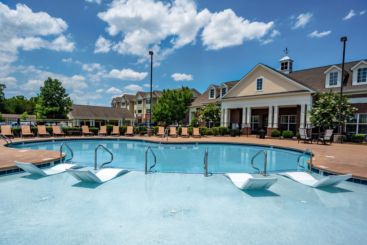 Almaville Apartment Homes Alquileres en Smyrna, TN
