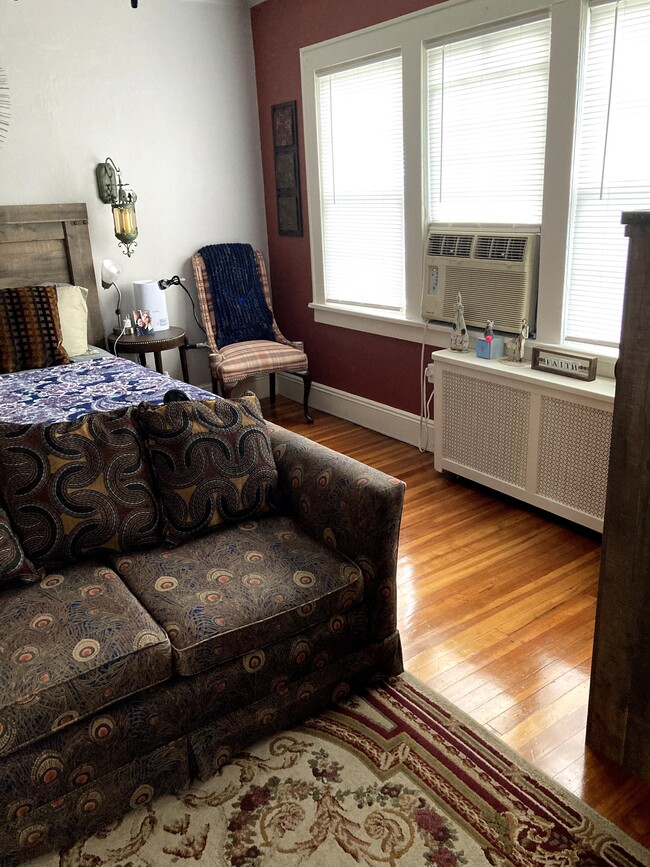 bedroom - 217 Forest St
