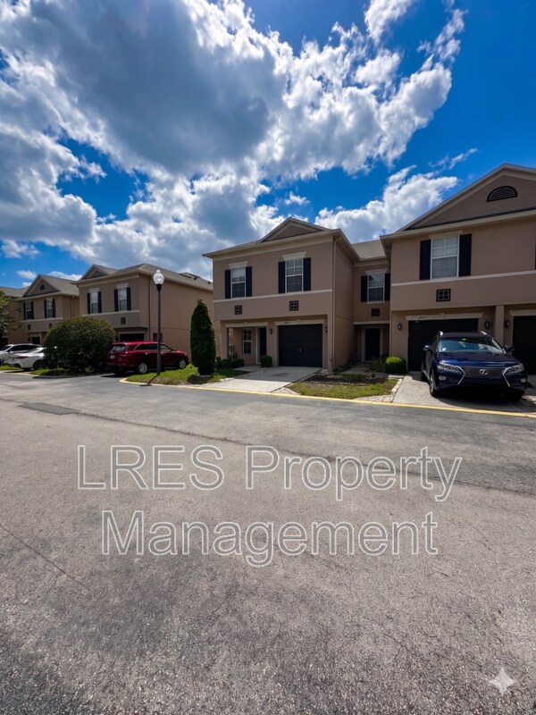 Building Photo - 2825 Cliffe Ct