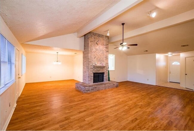 Foto del edificio - 21330 Golden Dove Dr