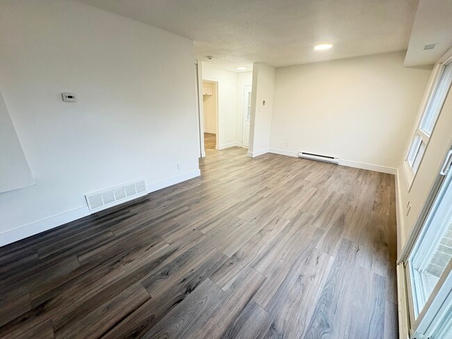 Building Photo - 81 Eagen Dr