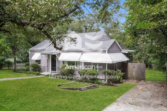 Building Photo - 2742 Alta Vista Ave