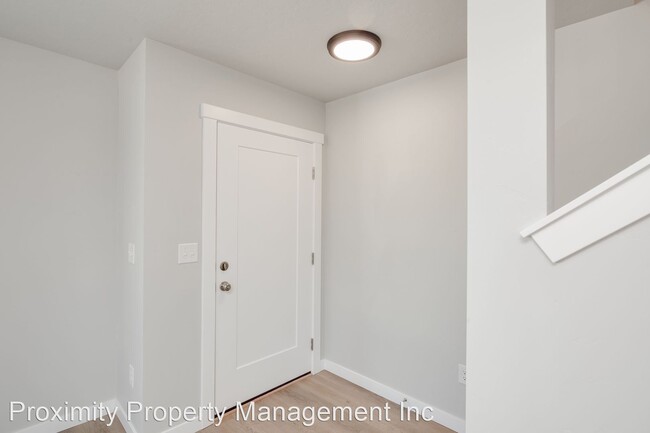 Foto del edificio - 3 br, 2.5 bath House - 12489 W. Victory Road