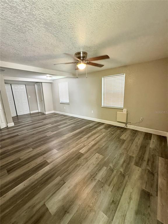 Foto del edificio - 5320 Cherry Ave
