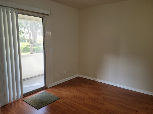 Foto del edificio - 13255 SW 7th Ct