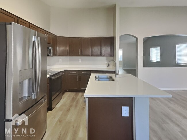 Foto del edificio - 3412 W Fraktur Rd