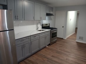 Building Photo - 1012 Potter St