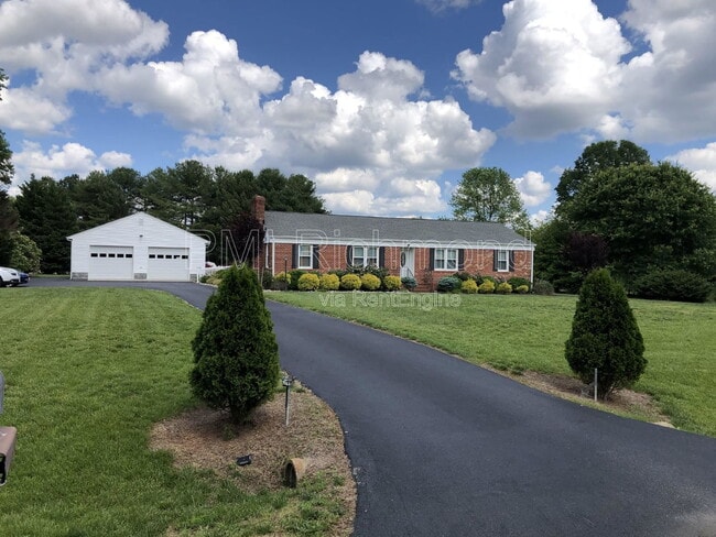 Building Photo - 11407 Creery Rd