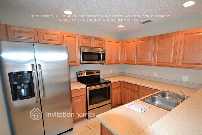 Foto del edificio - 2413 Ruddenstone Way