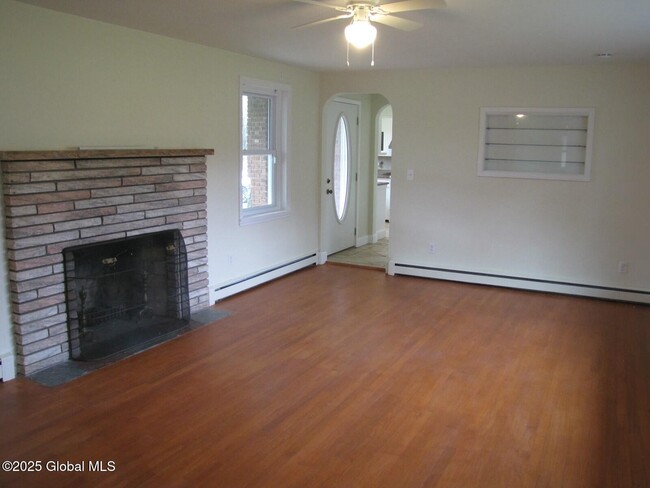 Building Photo - 191 Helderberg Pkwy