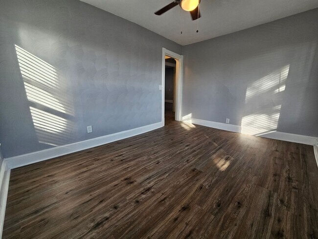 Photo - 3235 Flanders Avenue Apartment