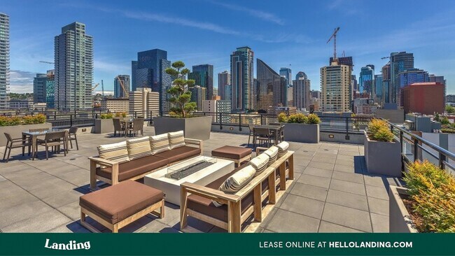 Foto del edificio - 2401 3rd Ave