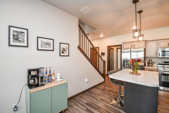 Building Photo - 9064 W Ark Pl