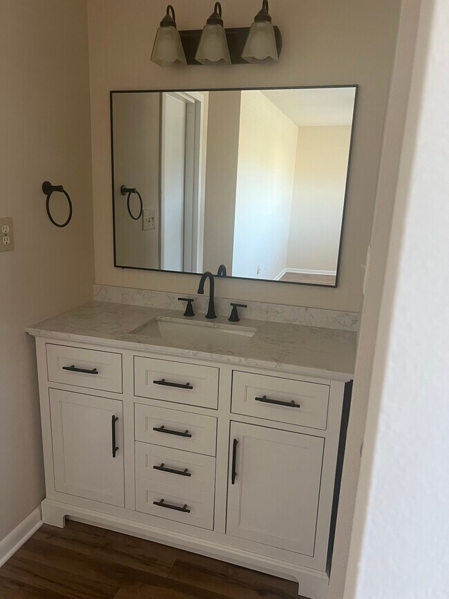 Foto del edificio - 2770 Curry Ford Rd