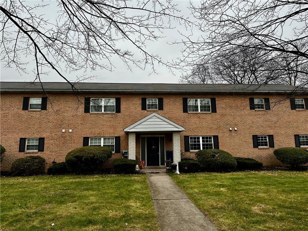 2221 Grove St Unit 2W, Allentown, PA 18104 Room for Rent in Allentown