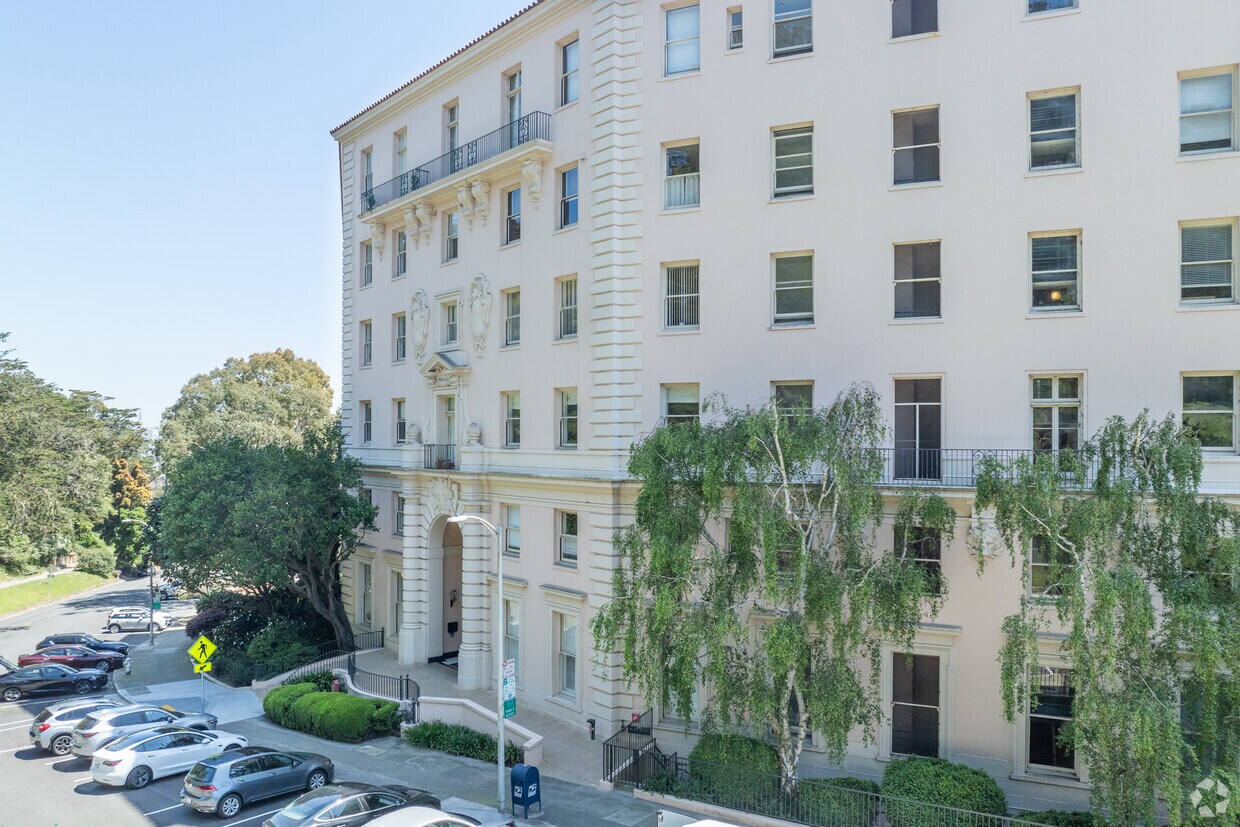 Foto principal - Park Hill Condominium