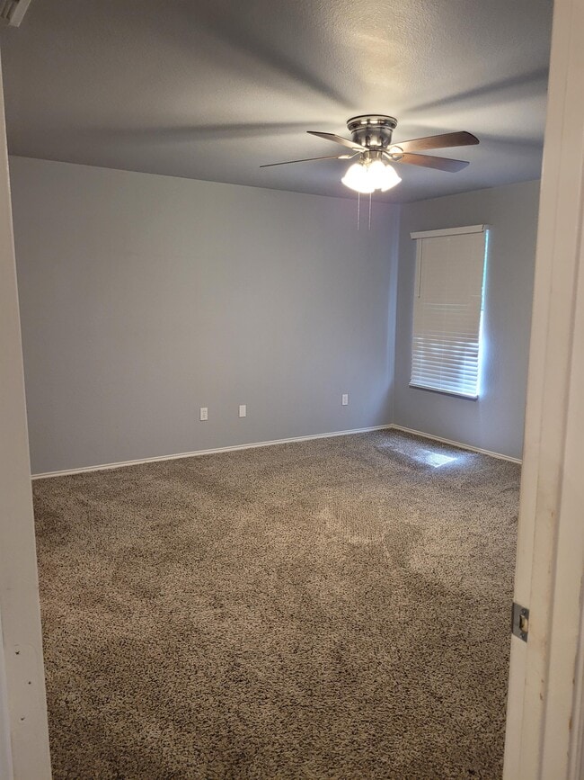 Photo - 208 Alpine Dr House