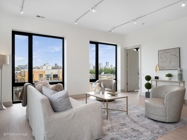 Photo - 3202 N Racine Ave Apartment