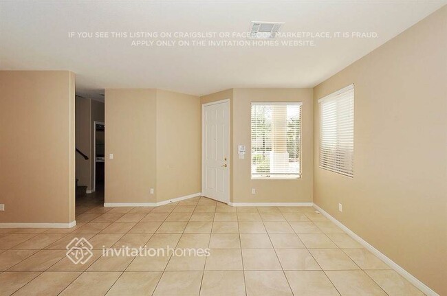 Foto del edificio - 8988 Barnwell Ave