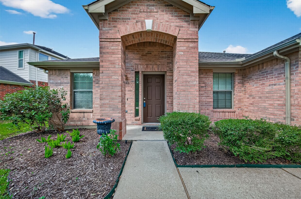 Foto principal - 2234 Tremont Trail Ln