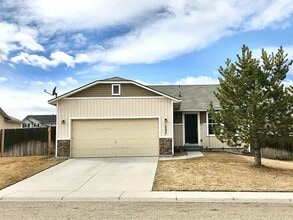 Building Photo - 16657 Frisco Ave
