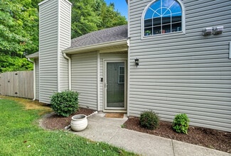 Building Photo - 3729 Peppercorn Way