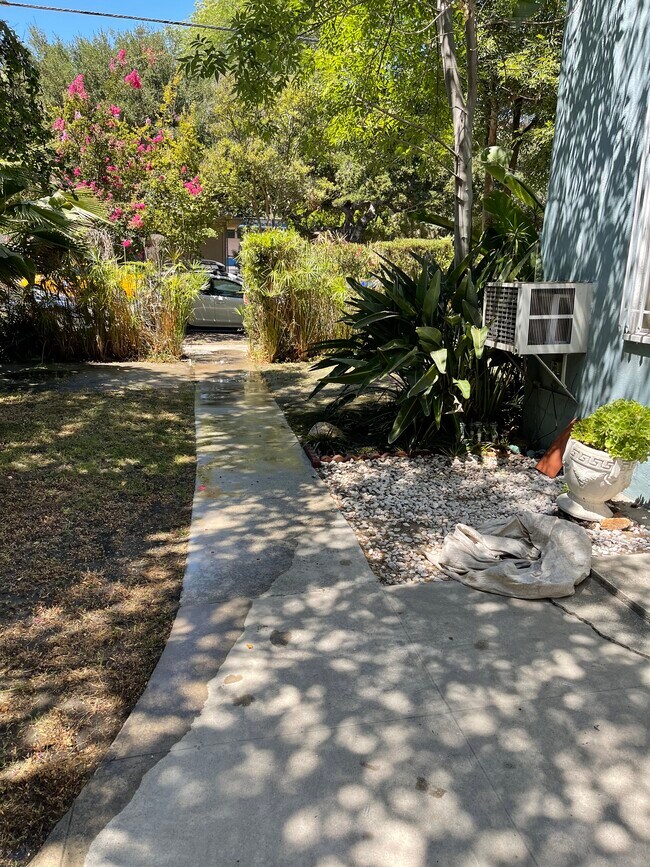Front yard in front of this unit - 11746 W Magnolia Blvd