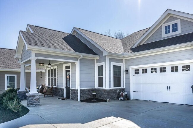 Foto del edificio - 515 Villa Ln