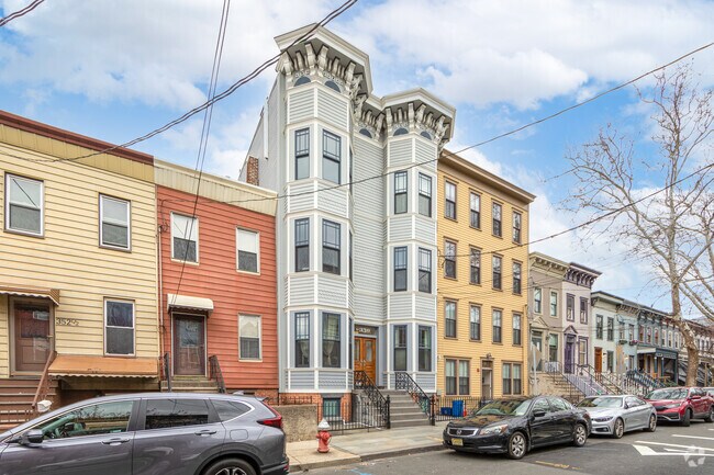Foto del edificio - 350 8th St