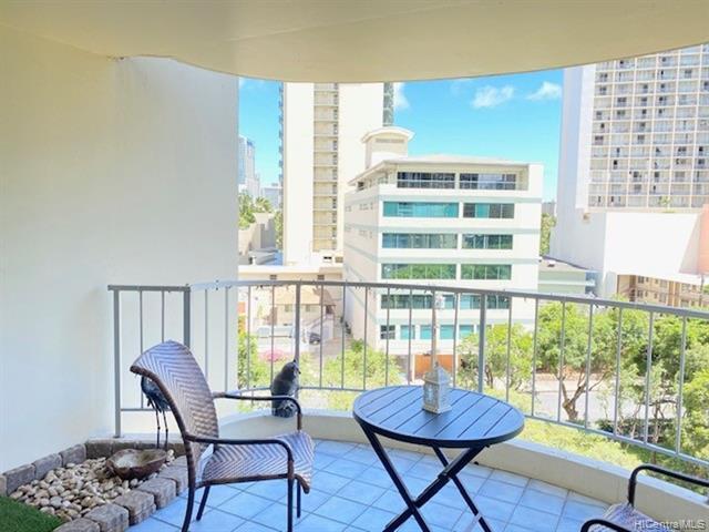Foto del edificio - 469 Ena Rd