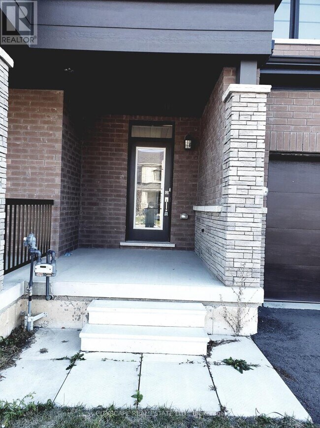 Building Photo - 46 Concord Dr