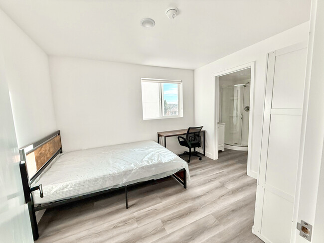 dormitorio privado - 1329 W 36th St Student Housing