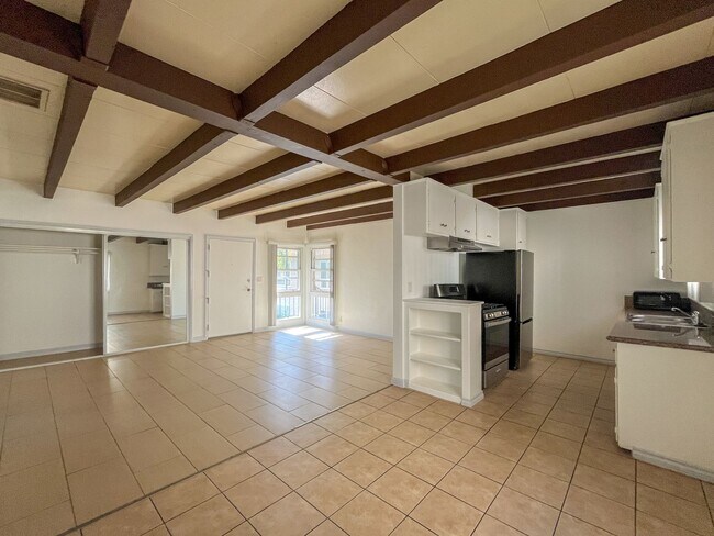 Foto del edificio - 3216 W 99th St