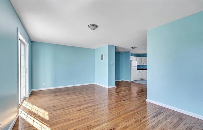Building Photo - 800 Seaview Ave