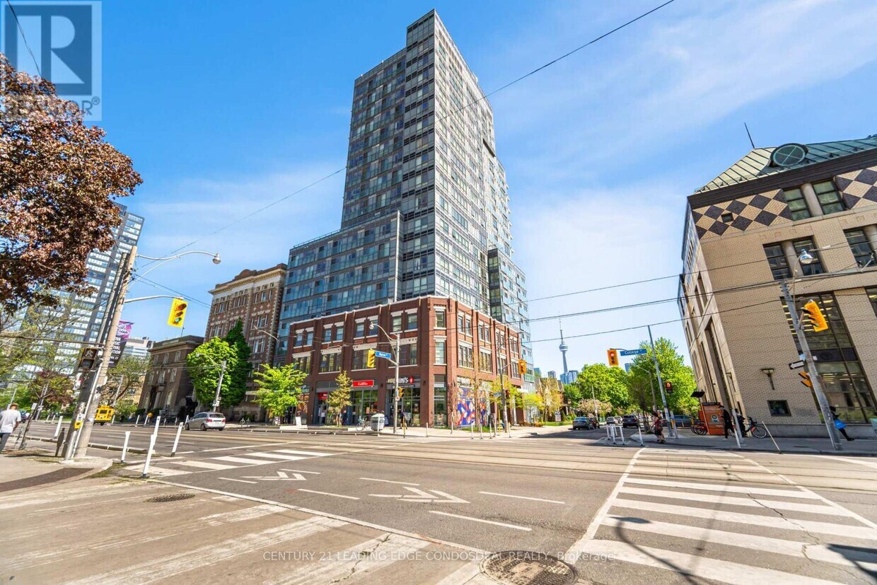 Photo principale - 181-181 Huron St