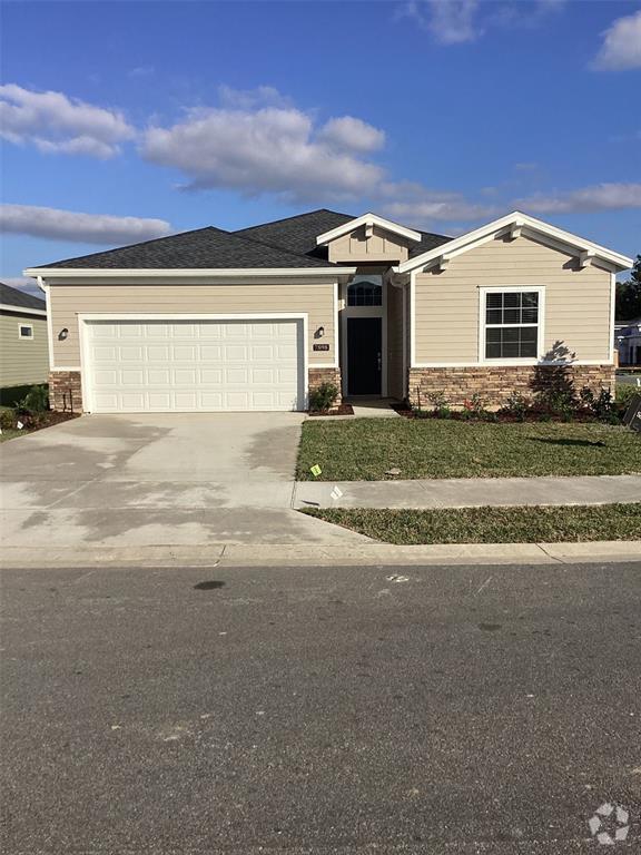 Building Photo - 7898 SW 74th Lp