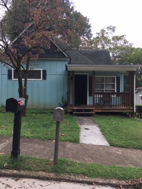 Primary Photo - 2612 E 16th St