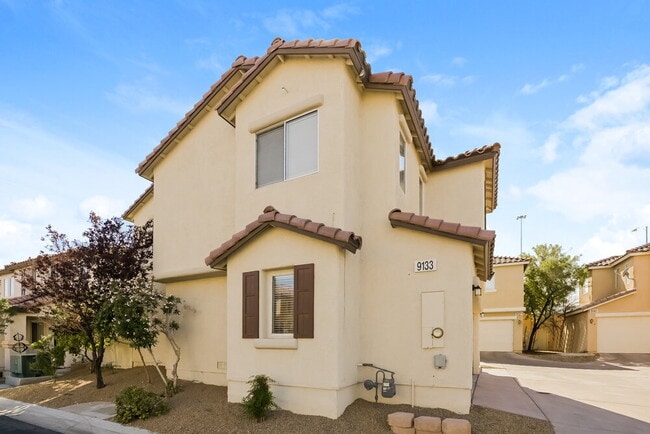 Building Photo - 9133 Spoonbill Ridge Pl