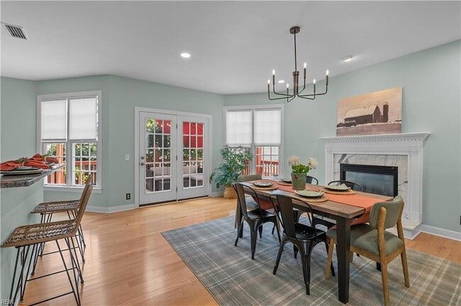 Photo - 232 Suri Dr House