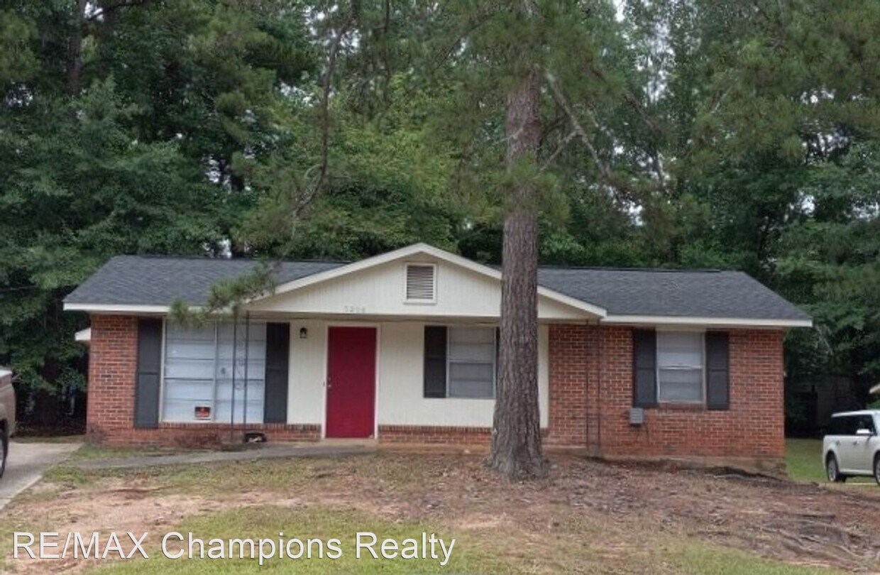 Primary Photo - 3 br, 1 bath House - 3208 Doyle Avenue