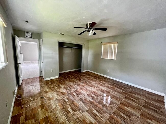 Foto del edificio - 47 NW 151st St