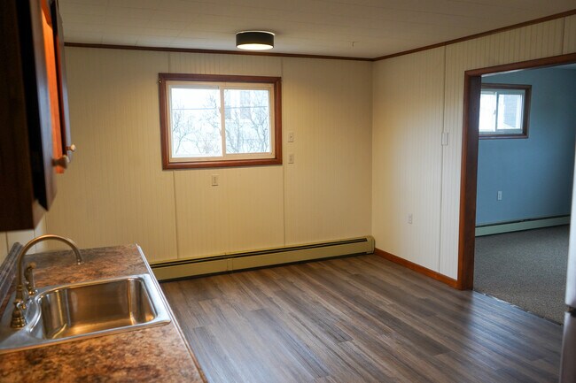 Kitchen - 812 Catherine St