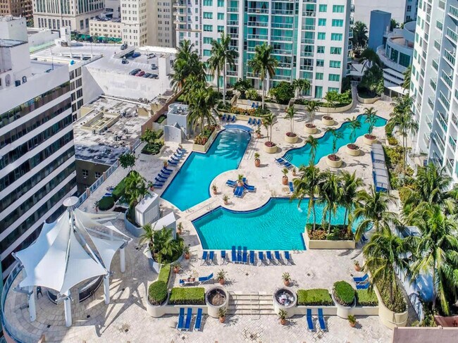 Building Photo - 235 NE 2nd St