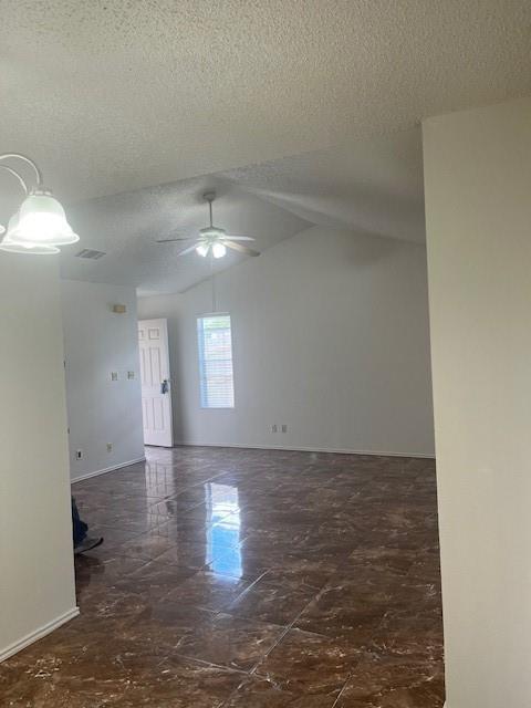 Foto del edificio - 16124 Fitchburg Cir