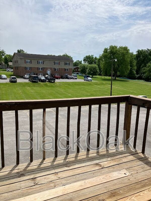 Foto del edificio - 735 Perryville St