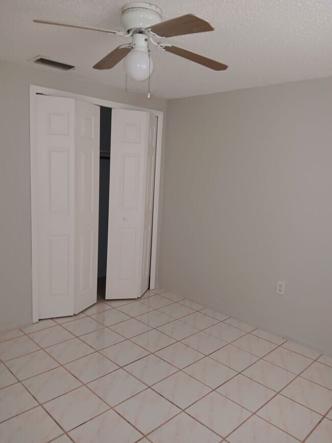 Foto del edificio - 2/1 Apartment in New Port Richey