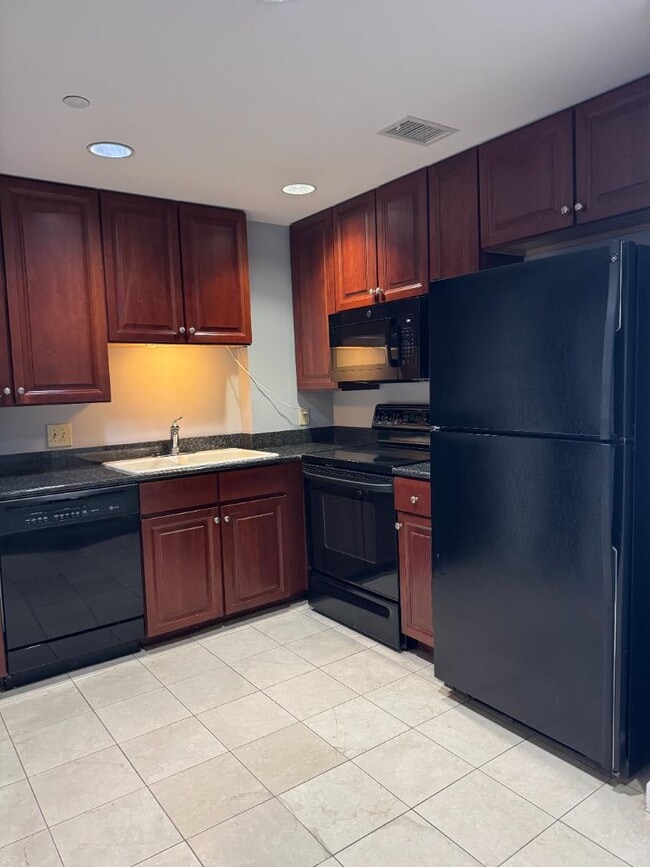 Photo - 195 14th St NE Apartment