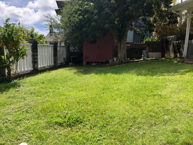 Foto del edificio - 2739 Hillside Ave