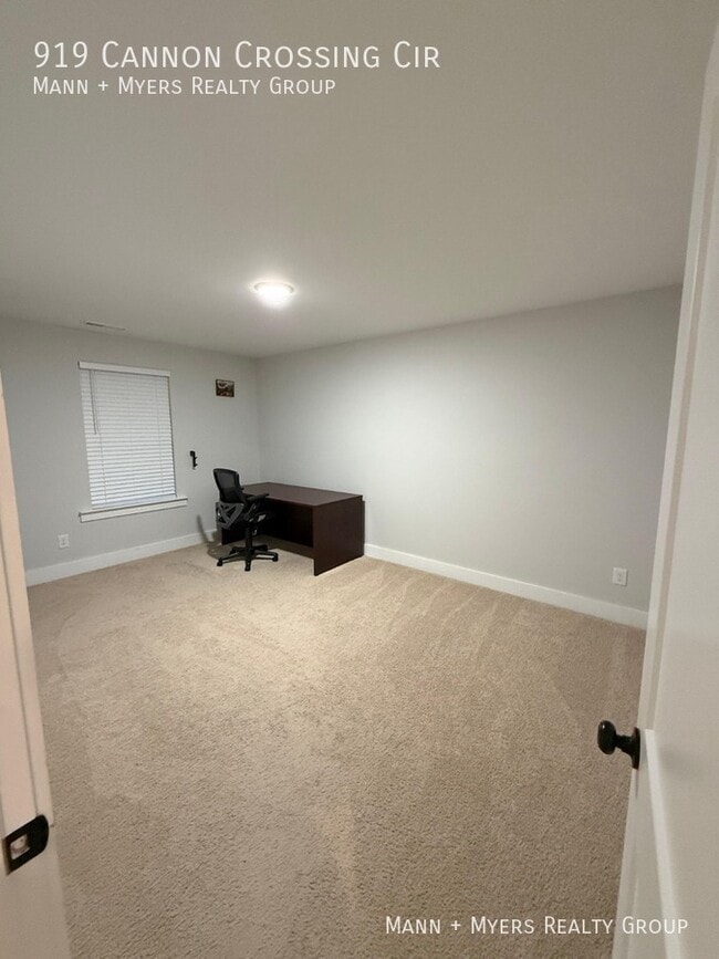 Building Photo - 919 Cannon Crossing Cir